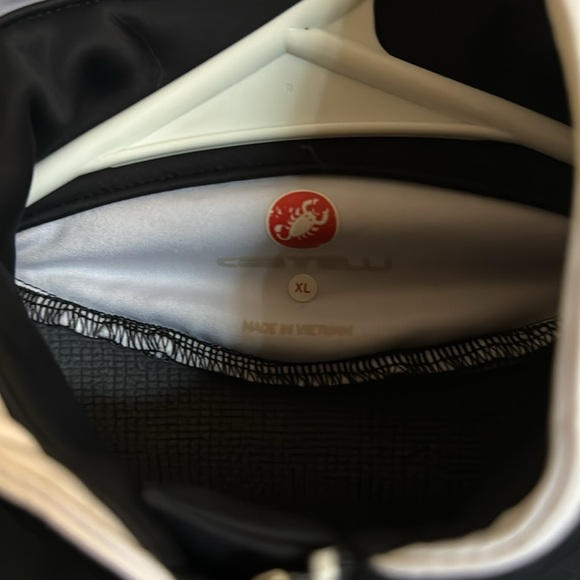 Jacket - Picture 4 of 5